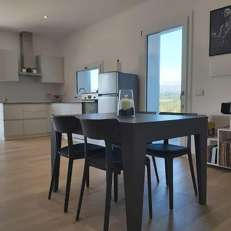 Elegant - Tenuta Piredu * Monti